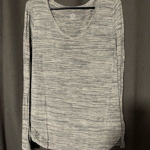 Multi gray long sleeve top